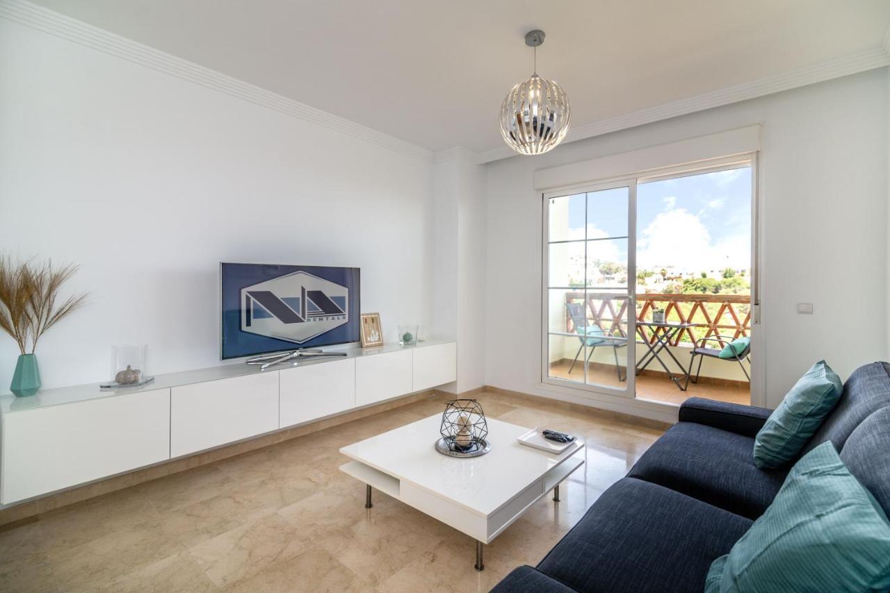 Vb Swan 2Bdr Apartment Benalmadena Bagian luar foto