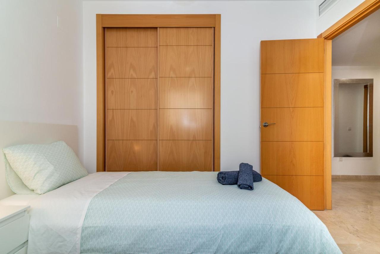 Vb Swan 2Bdr Apartment Benalmadena Bagian luar foto